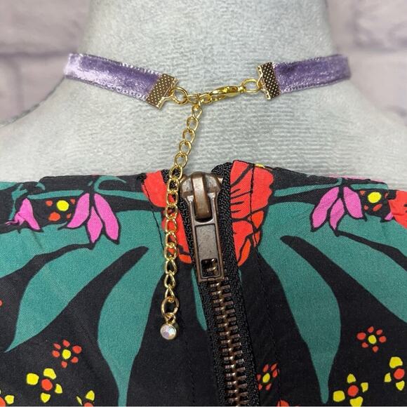 Handmade Dried Flower Heart Pendant Velvet Choker Necklace - Purple - Picture 3 of 5